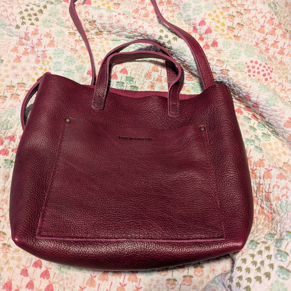 Elegant Burgundy Leather Tote Bag
